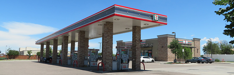 7-Eleven tall canopy