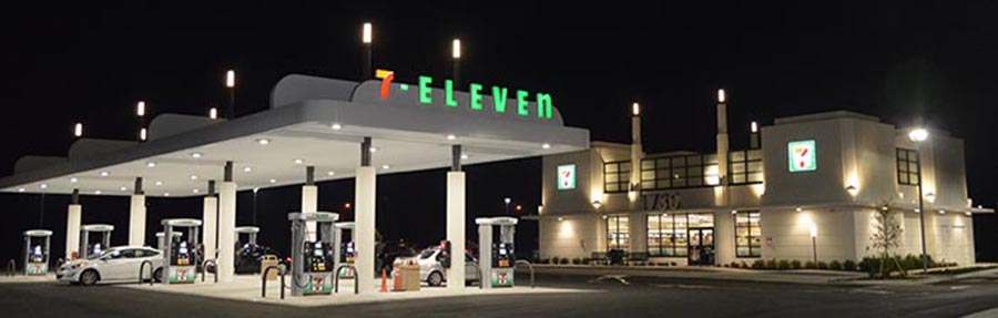Special 7-Eleven canopy lighting